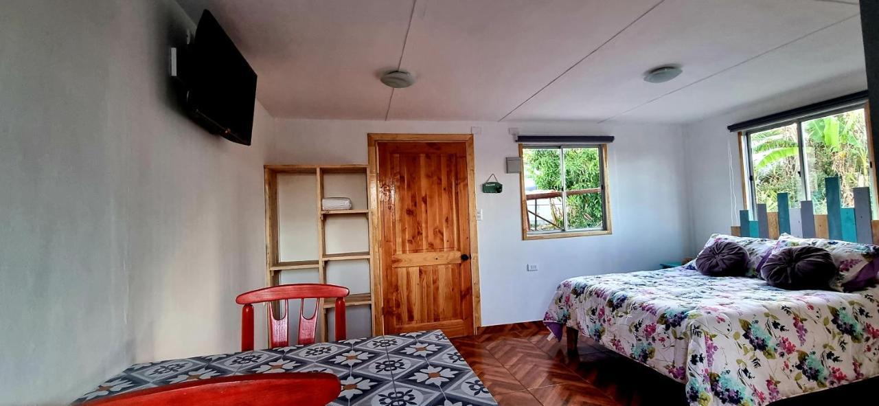 Henua Roa Loft Apartment Ханга Роа Екстериор снимка